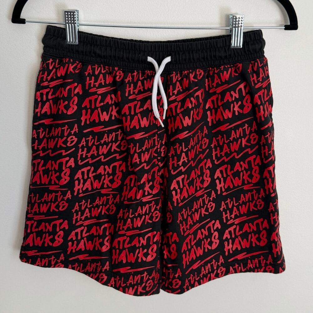 NBA Atlanta Hawks Athletic shorts size medium 10/12